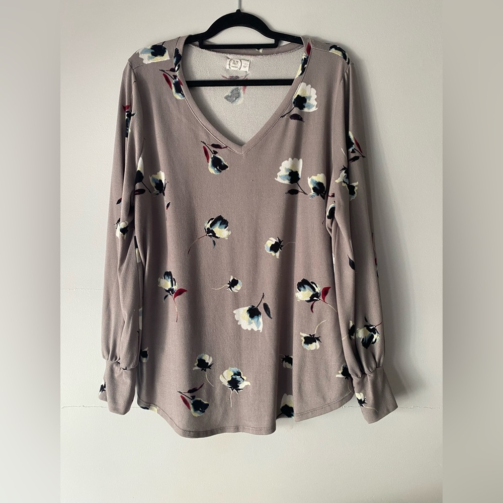 Maurices Floral V-Neck Long Sleeve Top